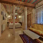Luwian Stone House Hotell