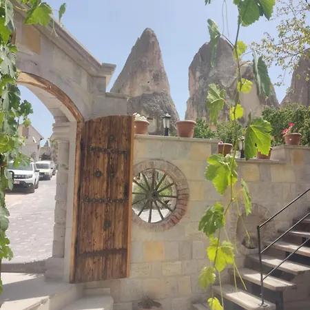 Luwian Stone House 5*