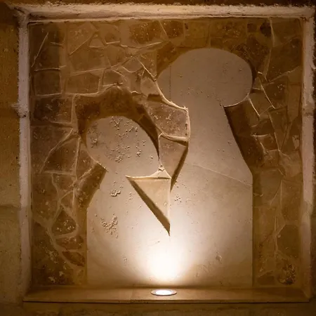 Luwian Stone House 5*