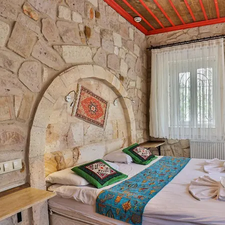 Luwian Stone House מלון